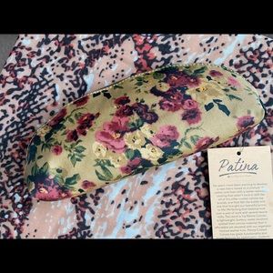 Patricia Nash mini glasses bag